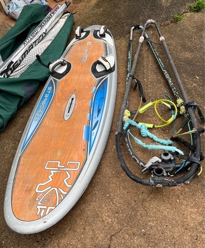 ウインドサーフィン