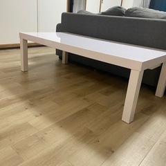 テーブル