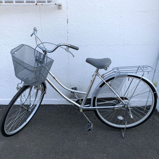 5/19終 自転車 サイズ26 シルバーカラー ママチャリ カゴ付き 25e菊HG