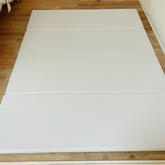 caraz プレイマットの画像