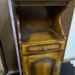 (商談中)★Karimoku カリモク 電話台 コロニアル レトロ家具 ビンテージ家具　花瓶置き　無線LANの画像