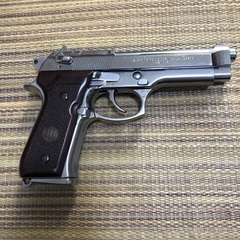 WE M92F GBB シルバー　おまけつき　の画像