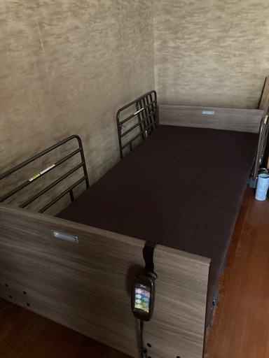 プラッツ　シングル　介護用ベッド