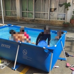 取り引き中です。大型プールの画像