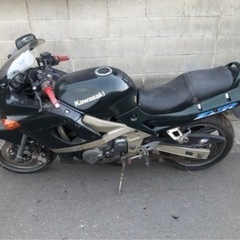 ZZR400 
