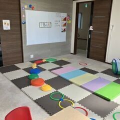 【幼稚園教諭】土曜日・祝日の日当2000円！オフィスネイル＆髪色自由！の児童発達支援施設です♪の画像