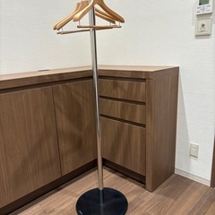 【オカムラ】ハンガーポール