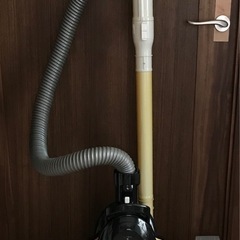 SHARPサイクロン掃除機 中古