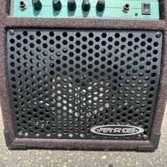 【受け渡し者決定】
ギターアンプ 