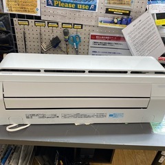 ⭐️人気⭐️2018年製 TOSHIBA 4kwエアコン RAS...
