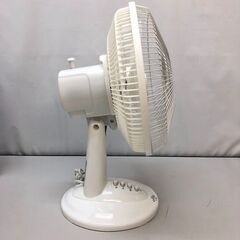 stp-3158　卓上扇風機　30cm　ホワイト　取扱説明書付き　元箱付き　首振り　3段階切り替え　リビング扇風機　白　空調　シンプル　卓上ファン　ボタン式　elite　KI-1000の画像