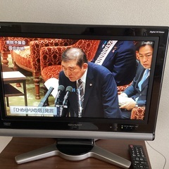 シャープ　２０インチテレビ　ＢＳ　ＣＳ付き　日本製