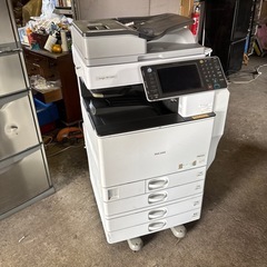コピー機　　リコーＭＰＣ４００２
