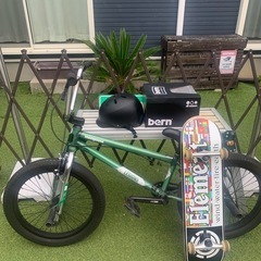 bmx. スケボー.ヘルメット