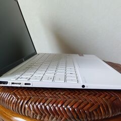 HP Pavilion Aero 13-be Ryzen 7 セラミックホワイト【中古】の画像