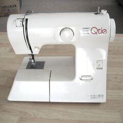 SINGER シンガー 小型ミシン Qt-300