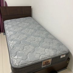 シングルベッド