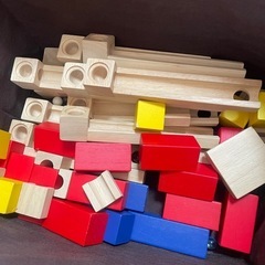 【木製ビー玉転がしブロック（積み木）】の画像