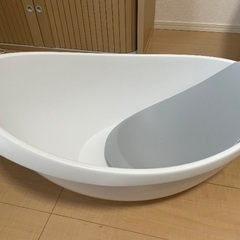 puppapupo卵型ホワイトベビーバス
