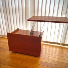 リフトアップサイドテーブル