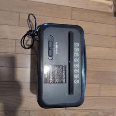 扇風機、シュレッダー、炊飯器の画像