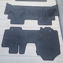 中古　スズキスペーシアMK53S用フロアマット3点