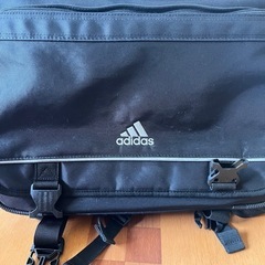 通学かばん　リュック　adidas