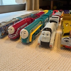 値下げ/プラレール　トーマスの仲間たちまとめ売り(ハッピセットのプラレールおまけつき)の画像
