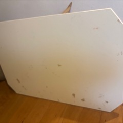 IKEAテーブル