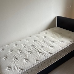 シングルベッド