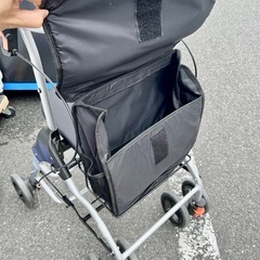 《売約済》【武蔵小山店】 シルバーカー シルバーカート ショッピングカート 歩行補助 歩行器 tacaoF テイコブ 高齢者用 折りたたみ 介護用品 介護 散歩 コンパクト シニア 用 お買い物カート 4輪 カート チェック柄の画像