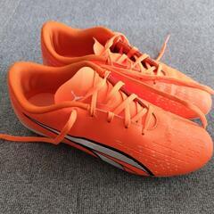 サッカー　スパイク　24cm 　プーマの画像