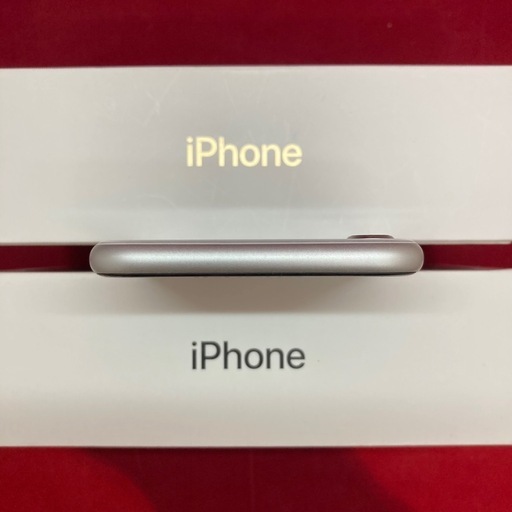 iPhoneSE2 64GB SIMフリー