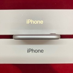 iPhoneSE2 64GB SIMフリーの画像