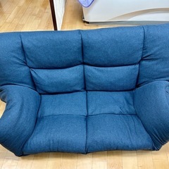 差し上げます　
ニトリ　ソファ