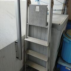 脚立