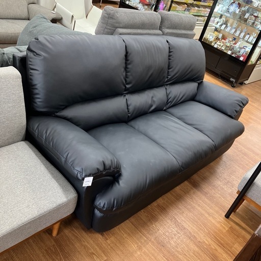 3人掛けソファー　ヘタリ有り　合皮　ブラック【取りに来れる方限定】