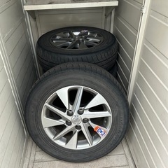 トヨタヴェルファイア　純正アルミホイール
