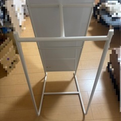IKEA  鏡の画像