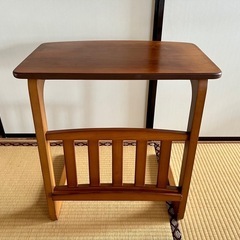 取引中【無印良品】サイドテーブルの画像