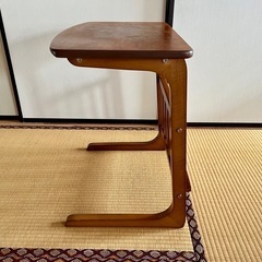 取引中【無印良品】サイドテーブルの画像