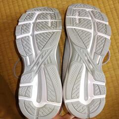 【ほぼ新品】アシックス　ランニングシューズ 26cmの画像