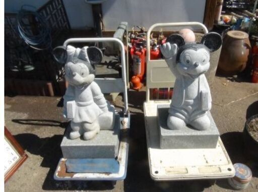 ミニー ミッキー・マウス 石彫刻 ミニー ミッキー・マウス 石彫刻 ミニー ミッキー・マウス 石