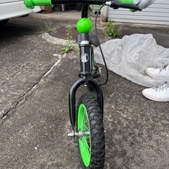 子供用足こぎ自転車の画像