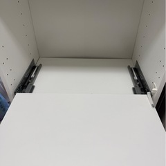　IKEA 棚　チェスト　扉付き　食器棚　収納棚の画像