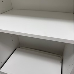 　IKEA 棚　チェスト　扉付き　食器棚　収納棚の画像