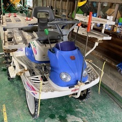 イセキ　田植え機　4条植え　実働車　すぐに使えます。