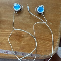 イヤホン