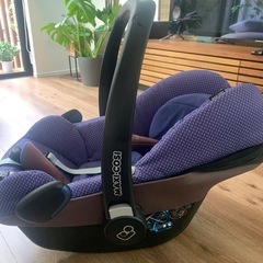 【取引き中】Maxi-cosi Pebble チャイルドシートの画像