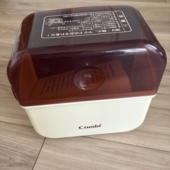 コンビ　電子レンジ除菌と保管ケース